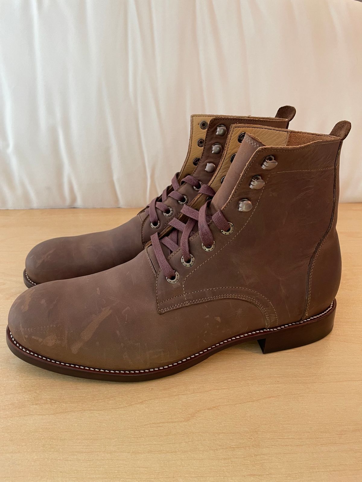 Photo by hernicane on October 6, 2024 of the Adelante The Havana in Mahogany Nubuck.