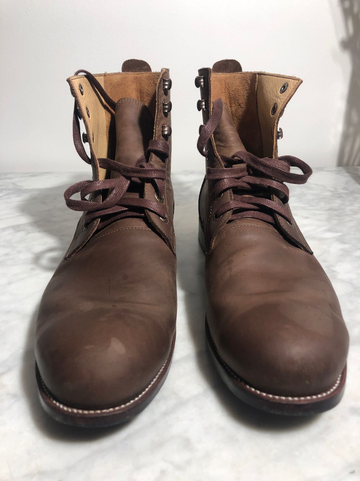 Photo by hernicane on January 5, 2025 of the Adelante The Havana in Mahogany Nubuck.