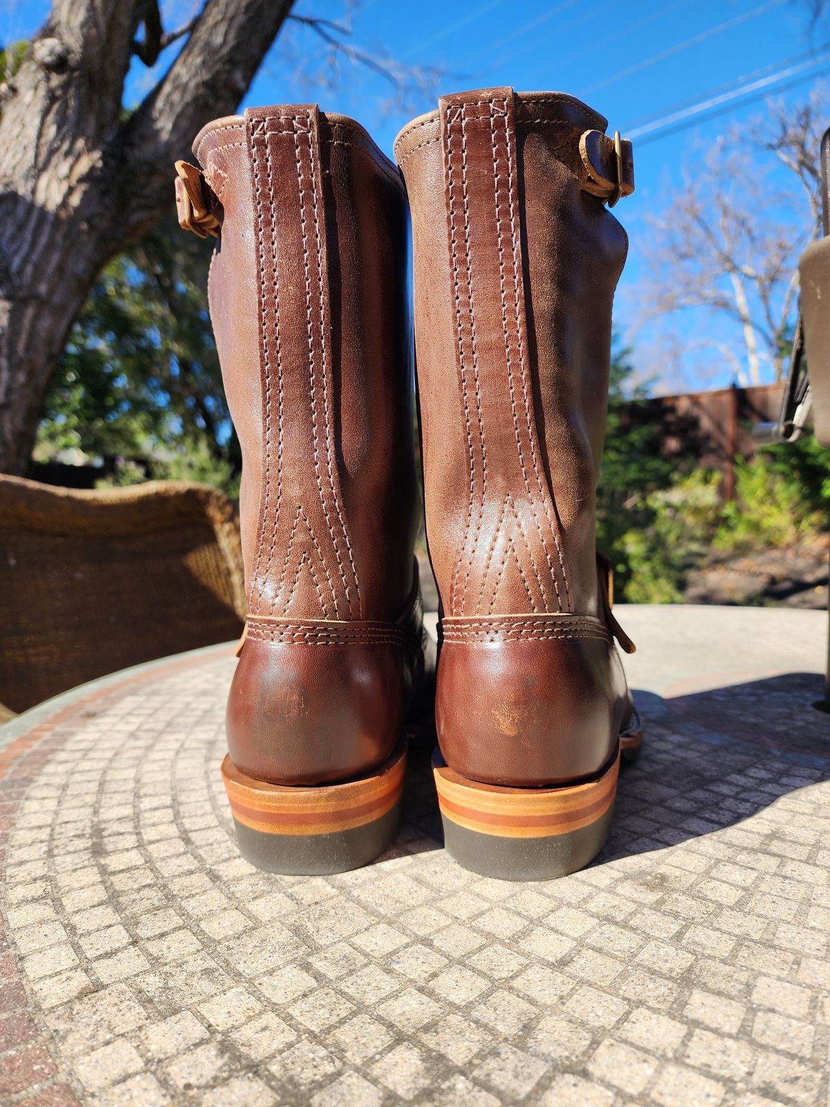 Photo by Janbiya on January 12, 2025 of the Wesco Mister Lou in Brown Horsehide.