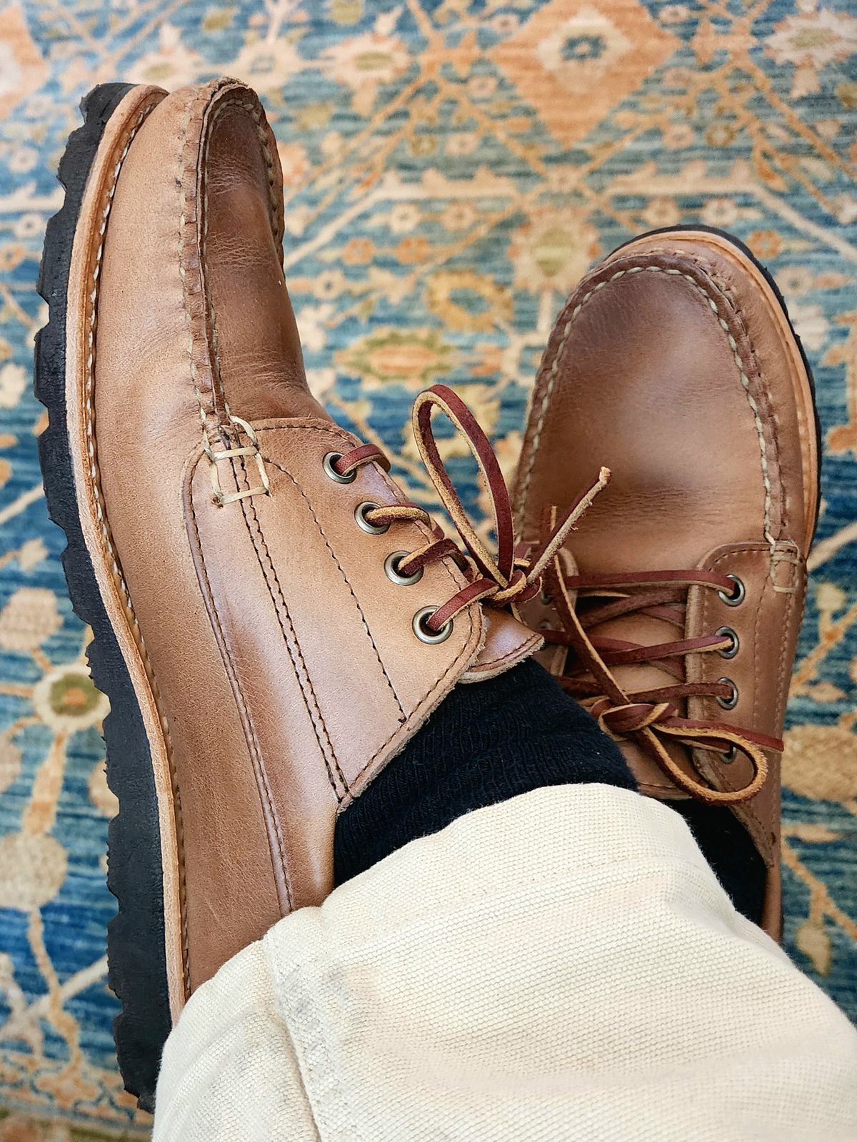 Photo by Janbiya on June 5, 2025 of the Rancourt & Co. Baxter Ranger Moc in Horween Natural Chromexcel.