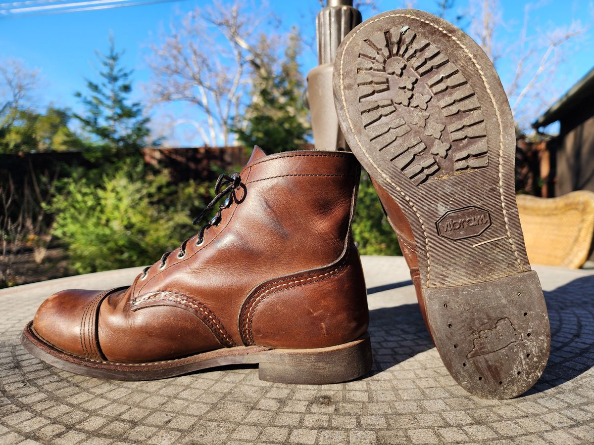 Photo by Janbiya on January 8, 2025 of the Red Wing Iron Ranger in S.B. Foot Amber Harness.