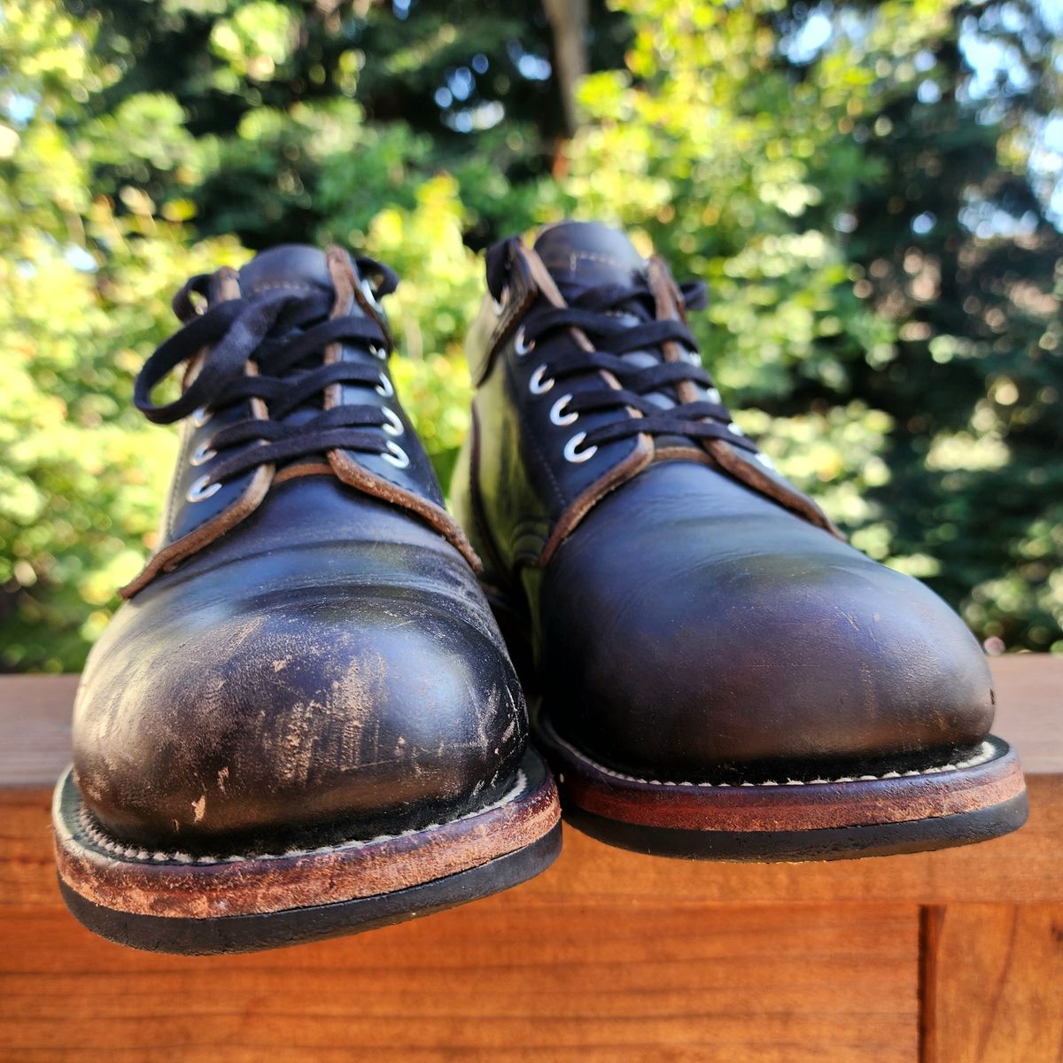 Photo by Janbiya on June 26, 2025 of the Group Leader Handmade Boots A01 in Horween Black Chromexcel.