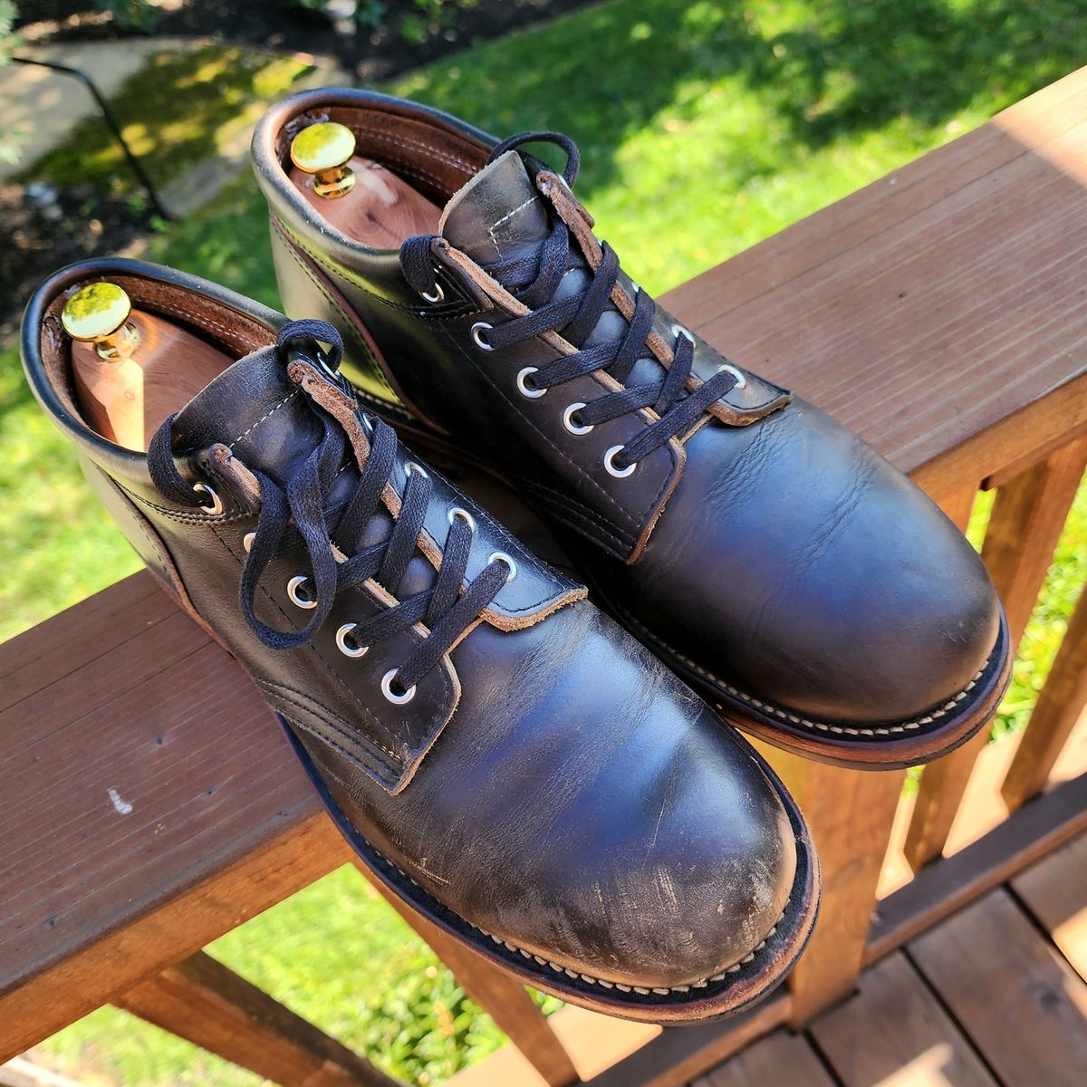 Photo by Janbiya on June 26, 2025 of the Group Leader Handmade Boots A01 in Horween Black Chromexcel.
