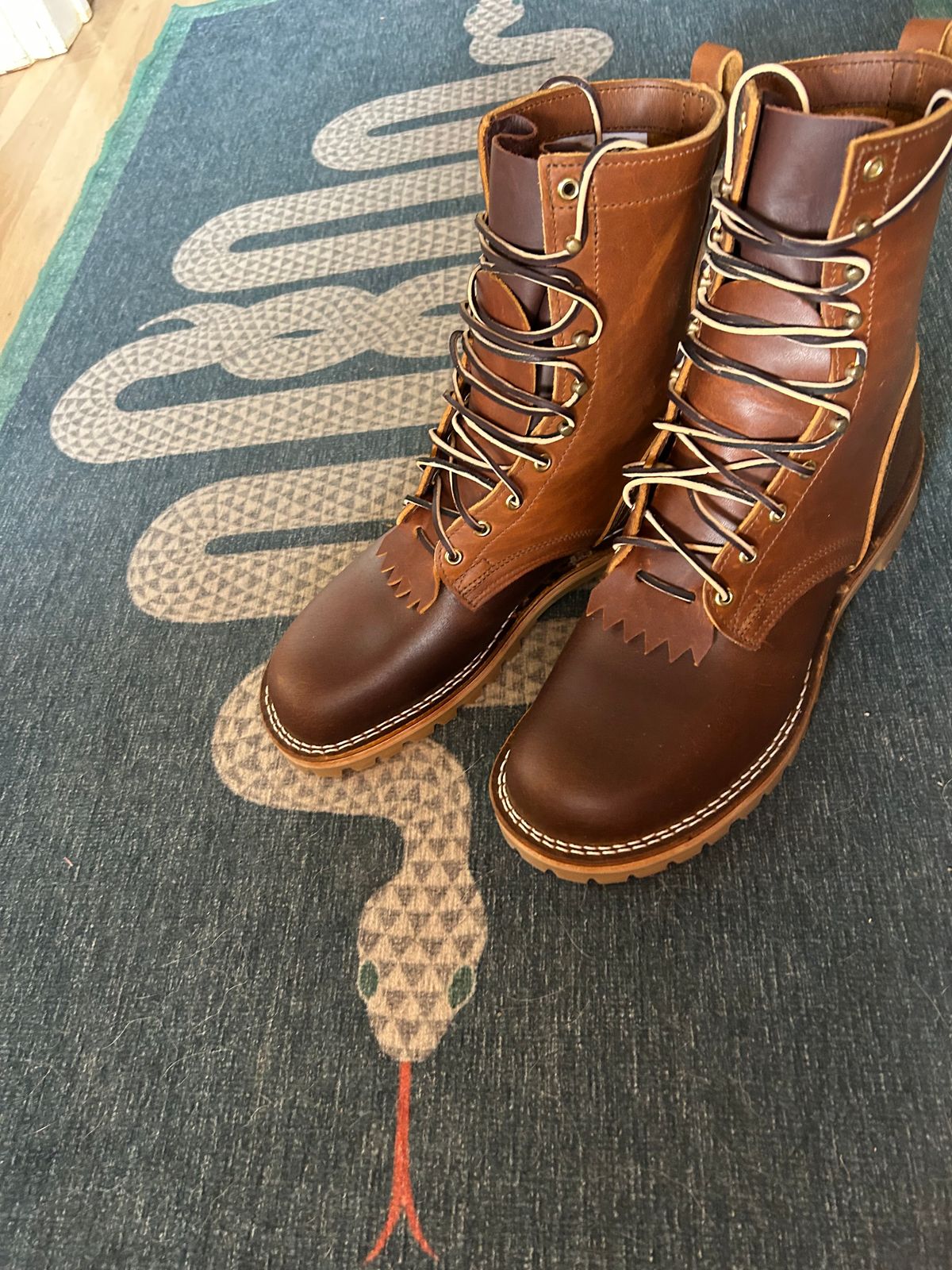 Photo by chippyben on October 2, 2025 of the Nicks Strider in Spokane Honey Smooth/ Waxed Flesh.