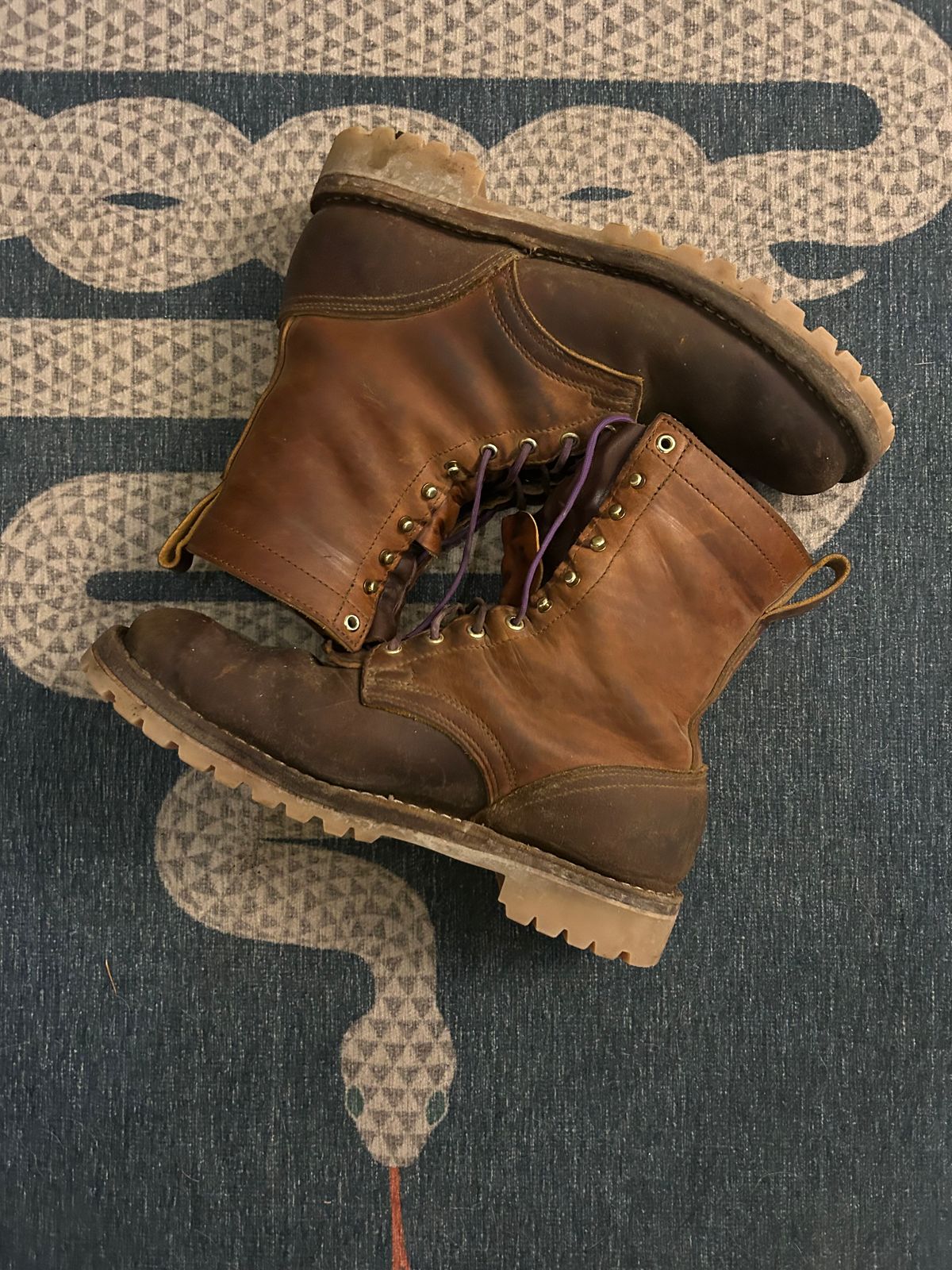 Photo by chippyben on November 6, 2025 of the Nicks Strider in Spokane Honey Smooth/ Waxed Flesh.