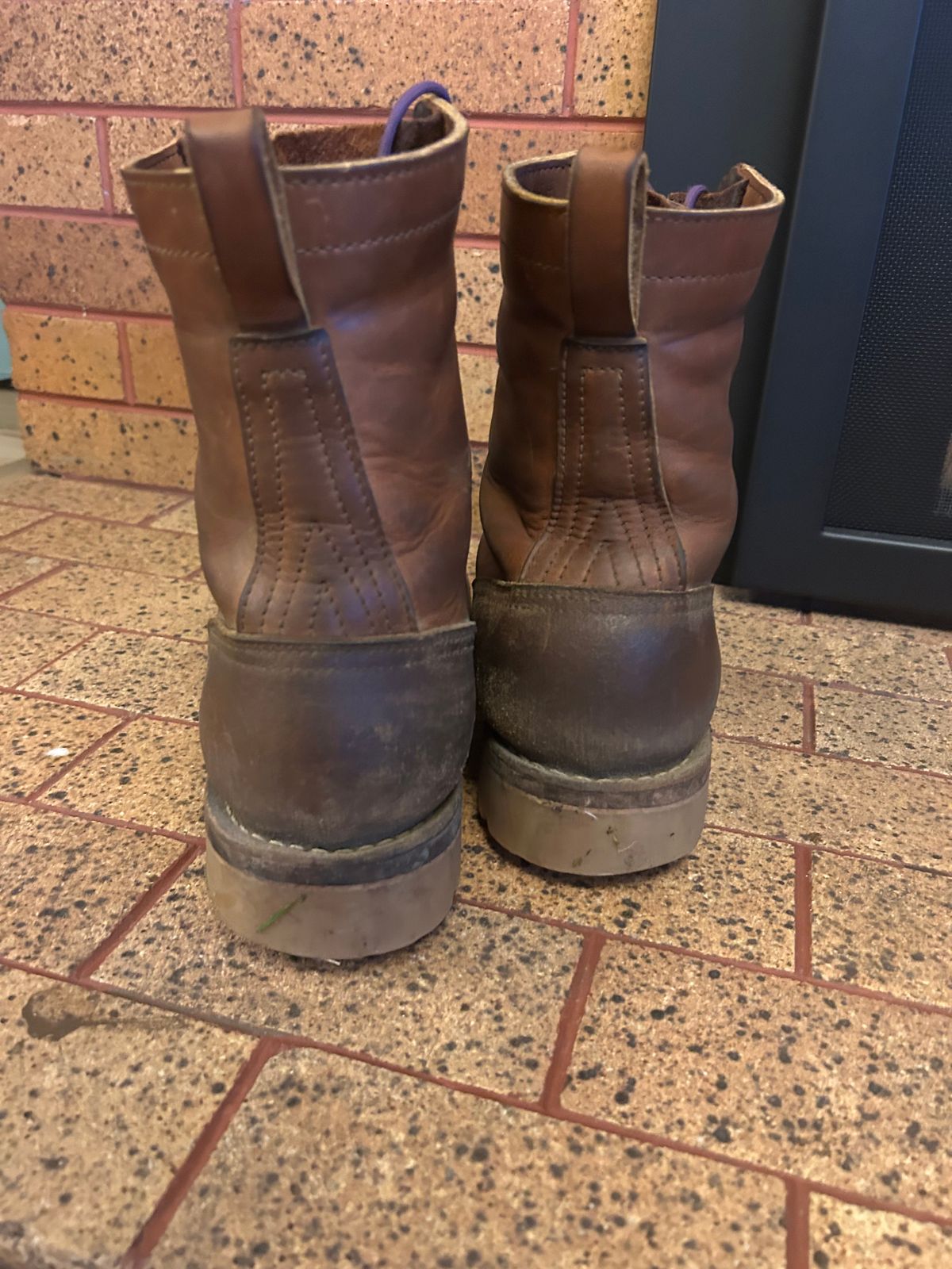 Photo by chippyben on January 4, 2026 of the Nicks Strider in Spokane Honey Smooth/ Waxed Flesh.