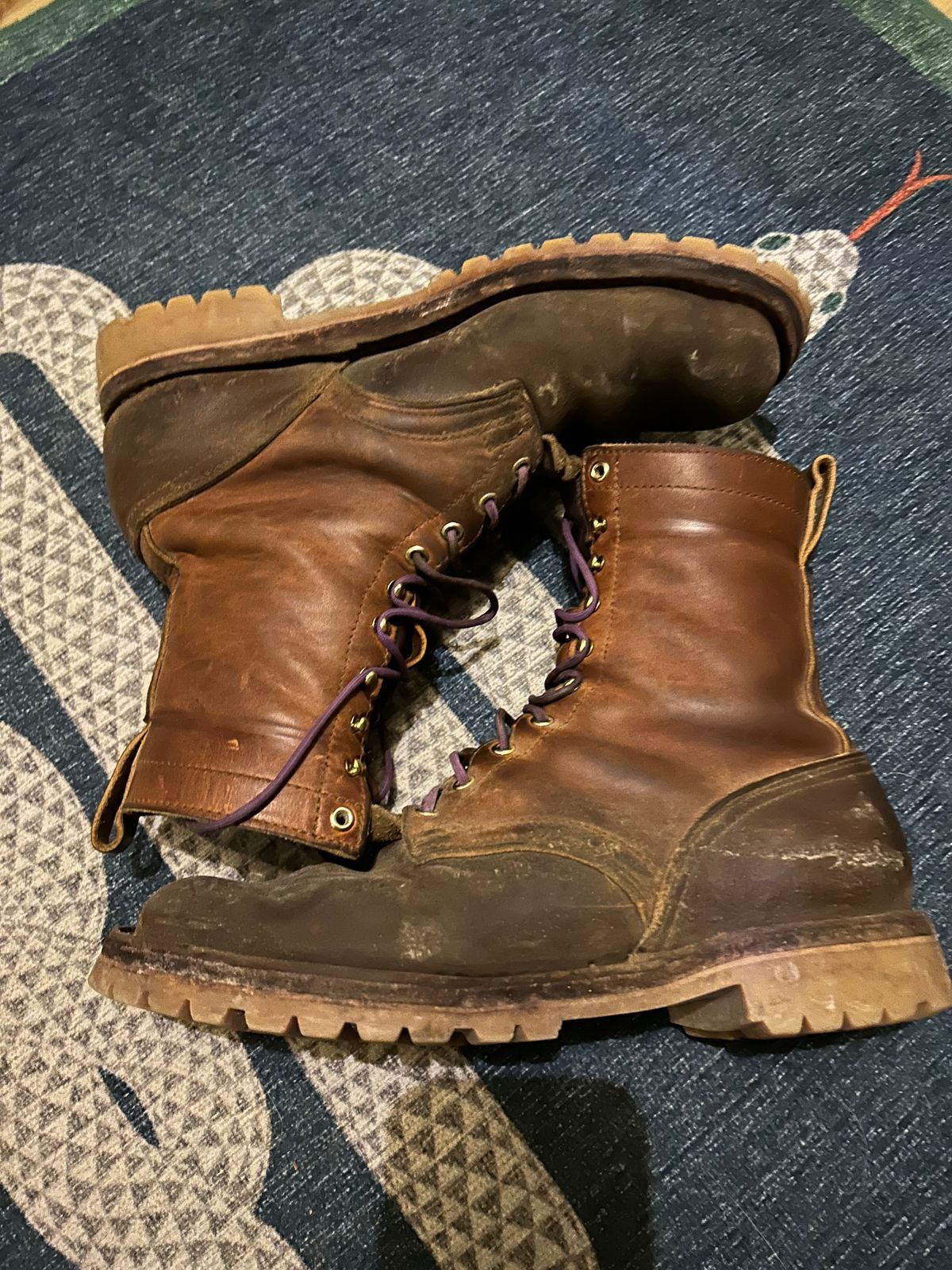 Photo by chippyben on March 6, 2026 of the Nicks Strider in Spokane Honey Smooth/ Waxed Flesh.