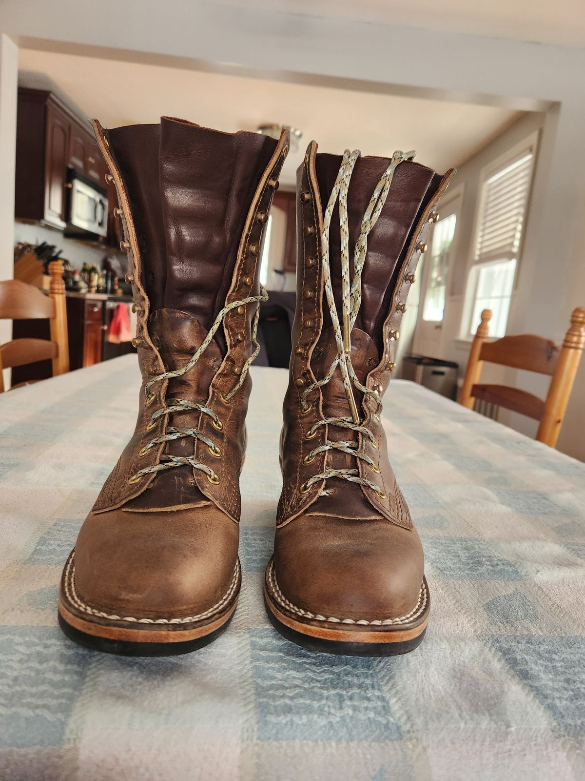 Photo by dufrau on January 1, 2026 of the Nicks Packer in Horween Predator Natural.