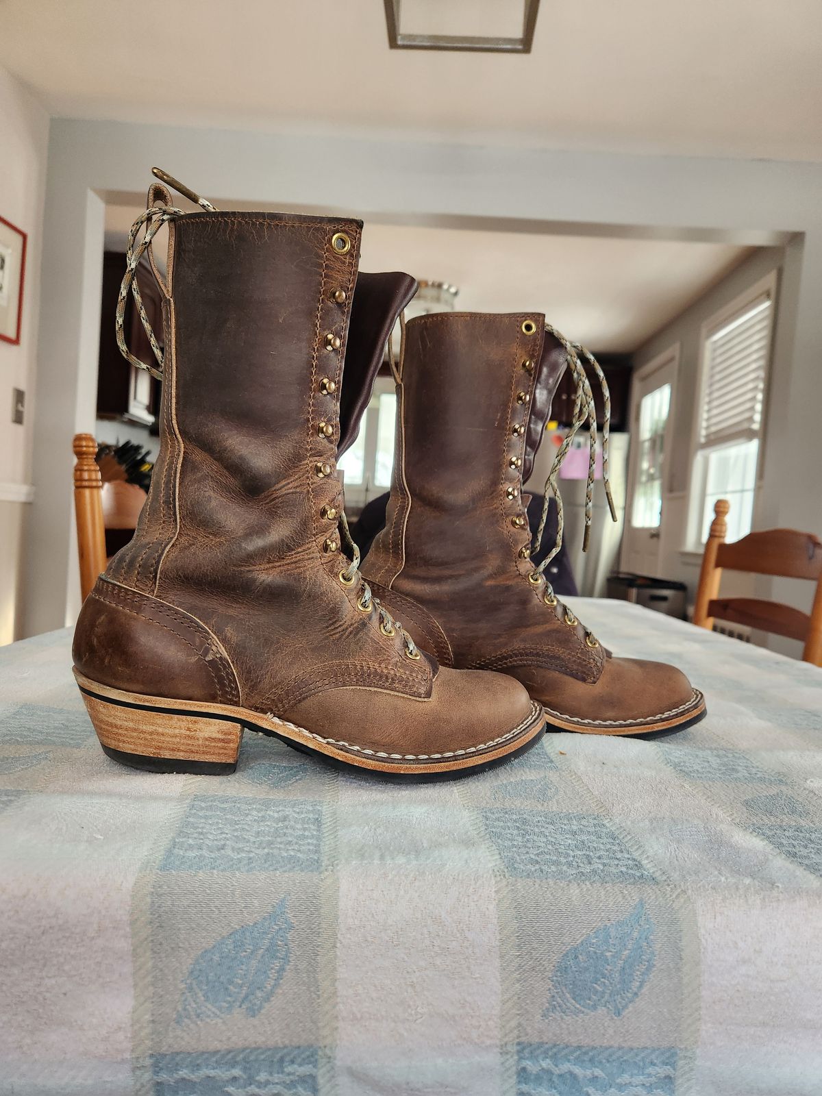 Photo by dufrau on January 1, 2026 of the Nicks Packer in Horween Predator Natural.