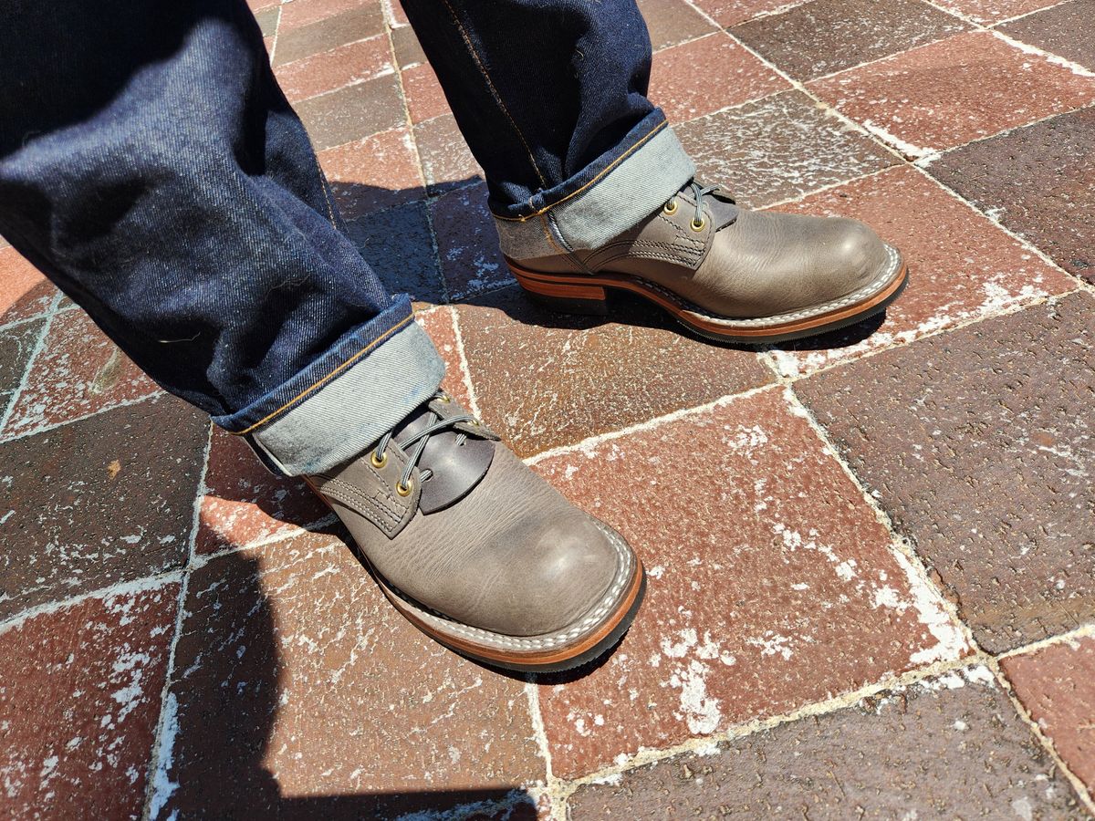 Photo by dufrau on June 4, 2026 of the Nicks Prospector in Horween Light Grey Cyprus.