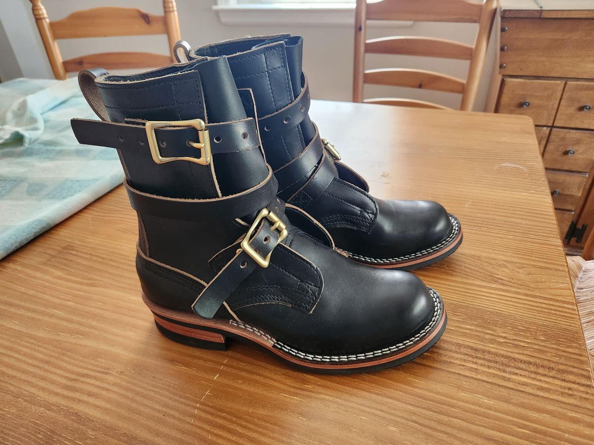 Photo by dufrau on August 5, 2024 of the Nicks Heritage TankerPro in Horween Black Chromexcel.