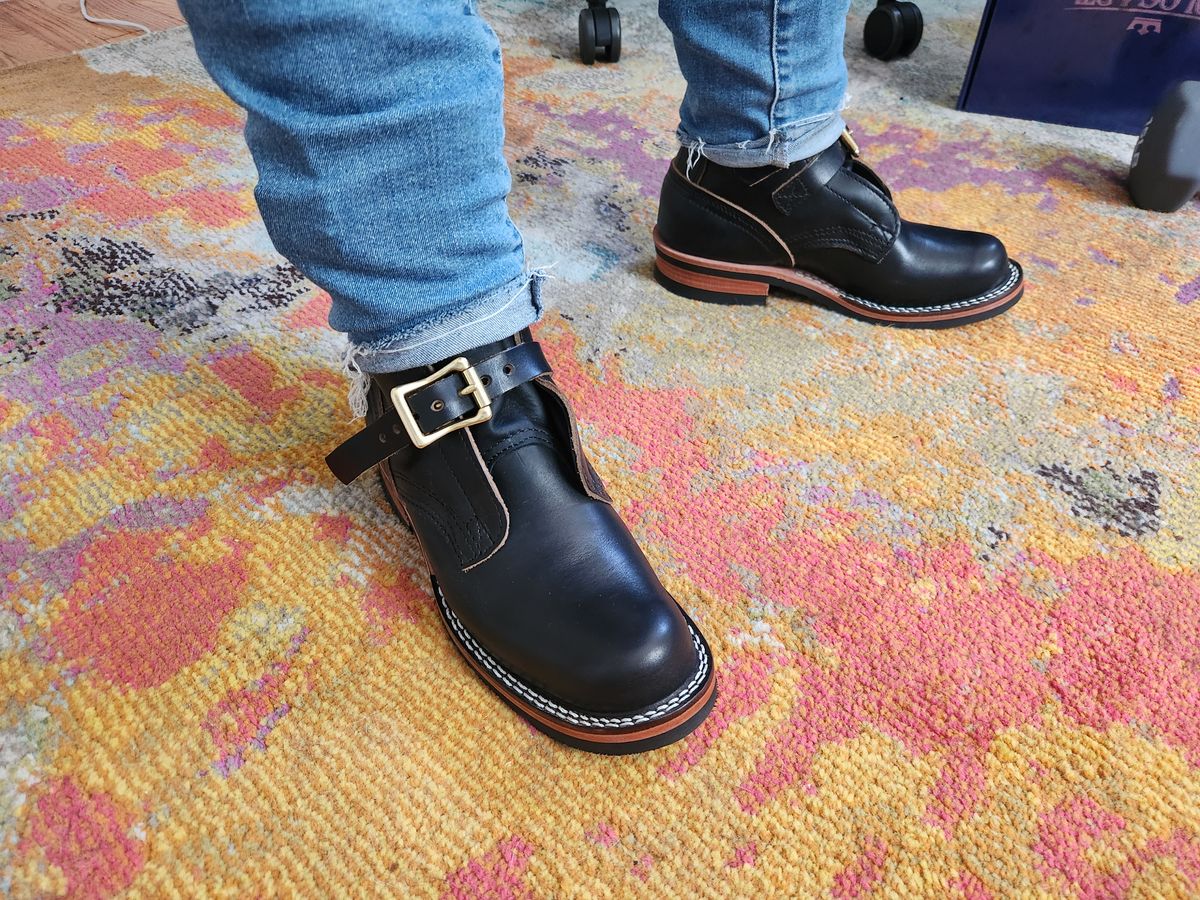 Photo by dufrau on August 5, 2024 of the Nicks Heritage TankerPro in Horween Black Chromexcel.