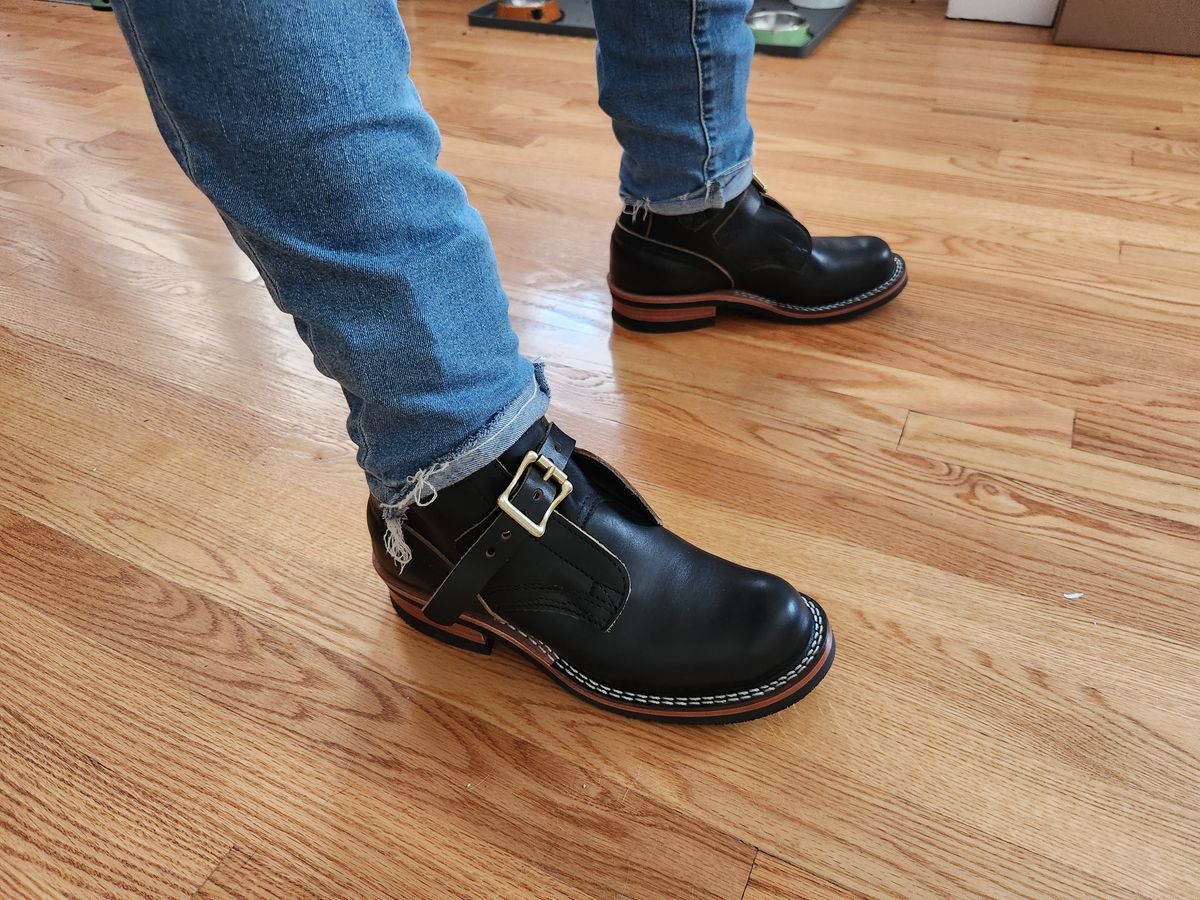 Photo by dufrau on August 5, 2024 of the Nicks Heritage TankerPro in Horween Black Chromexcel.