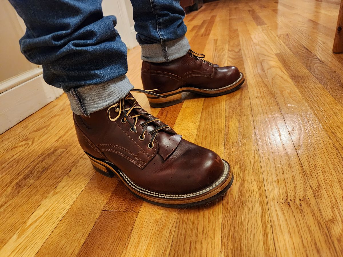 Photo by dufrau on September 21, 2024 of the Drew's Boots 6-Inch Contractor in Rogue Smooth.