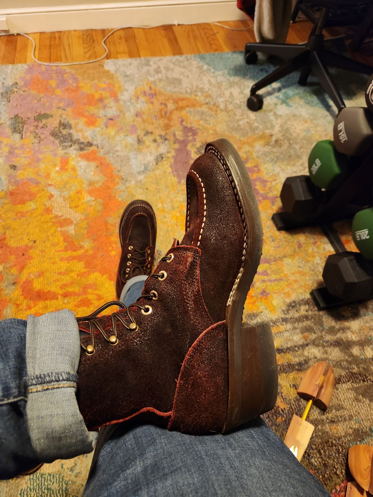 Photo by dufrau on February 8, 2025 of the Nicks Moc Toe in Law Tanning Oxblood Roughout Shruken Bison.