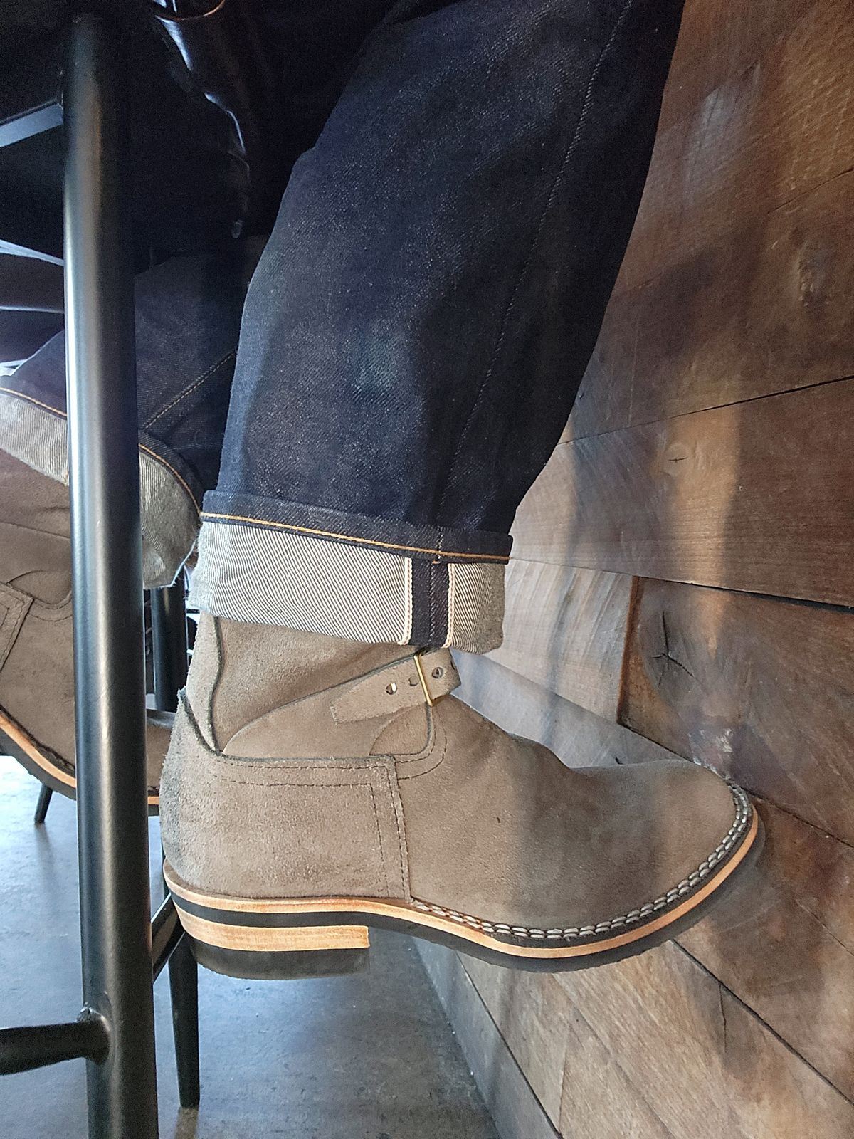 Photo by dufrau on June 9, 2026 of the Nicks Pullman in Seidel 1964 Ash Grey Roughout.