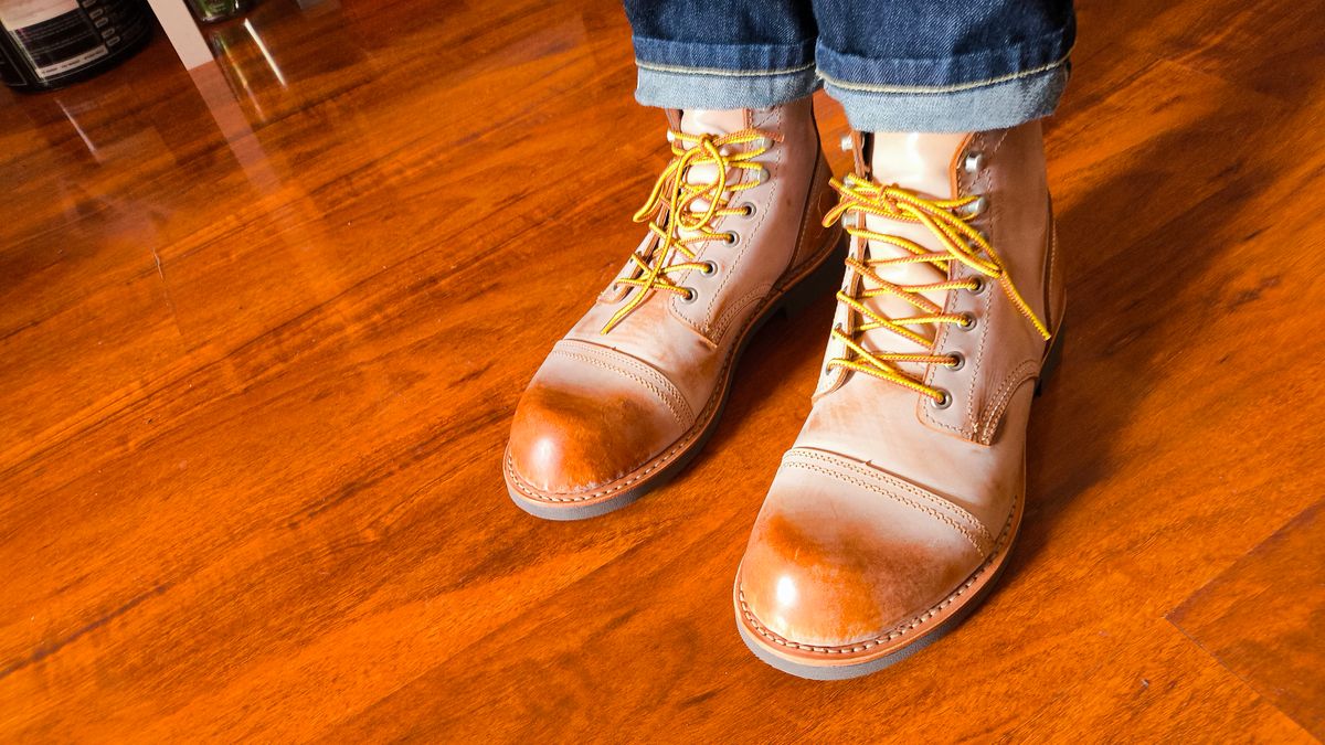 Photo by Zareli on July 10, 2025 of the Donevi Tan 8111 in Unknown Natural Veg Tan.