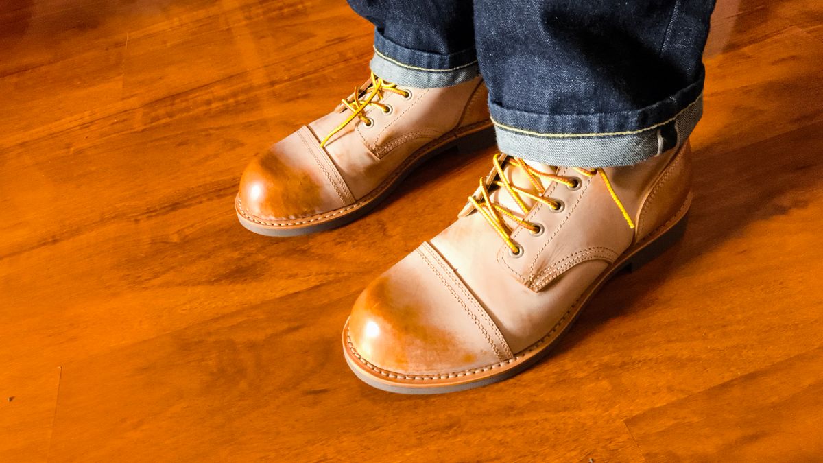 Photo by Zareli on July 10, 2025 of the Donevi Tan 8111 in Unknown Natural Veg Tan.