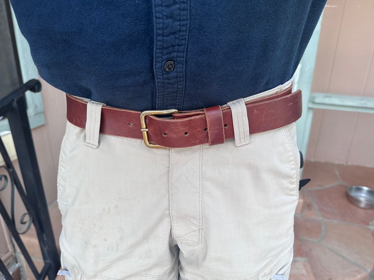 Photo by AndrewsBoots on October 7, 2025 of the Homestead Brand Essential Leather Belt No. 1508 in Distressed Brown Full Grain USA Tanned Latigo.