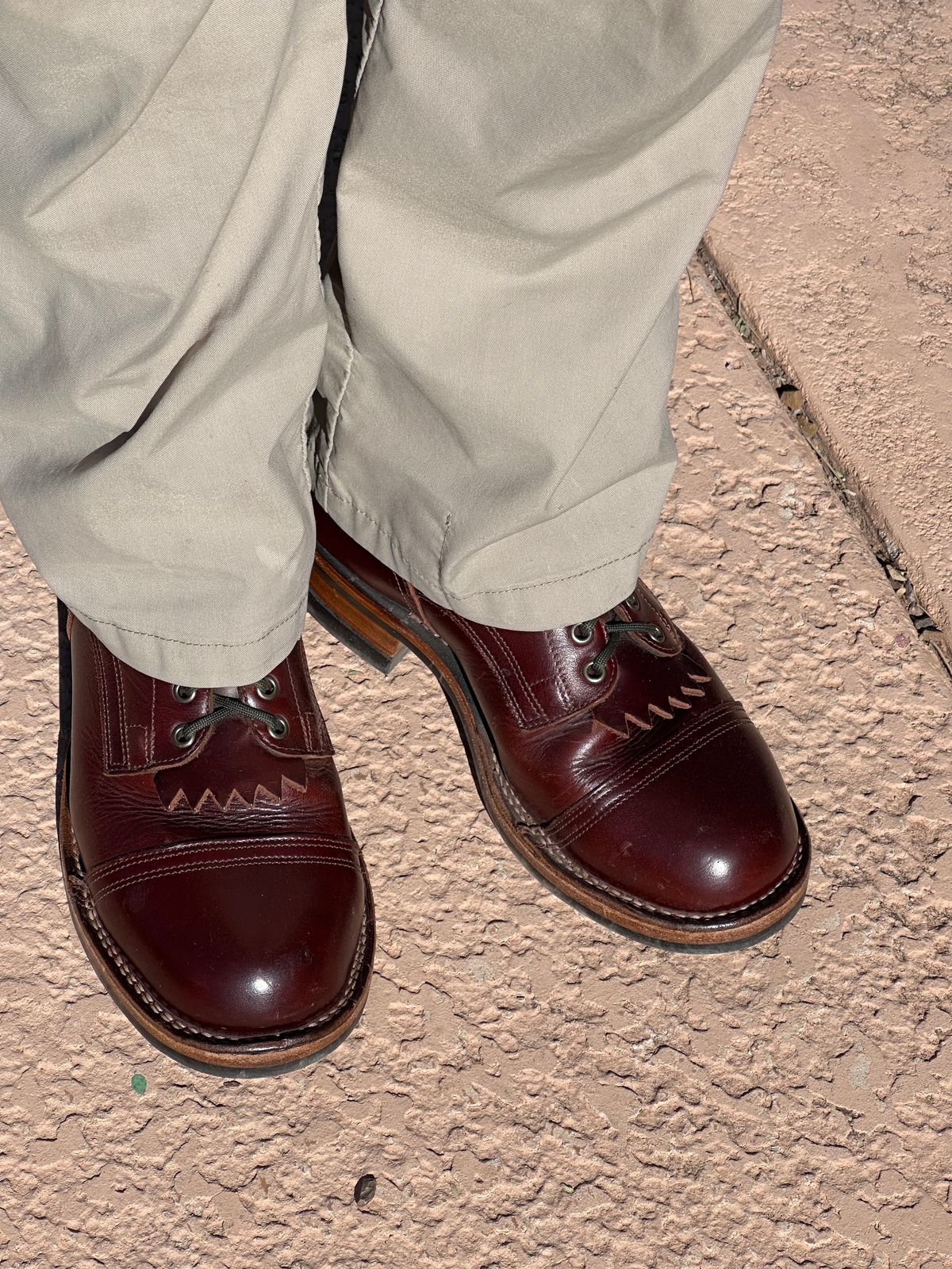 Photo by AndrewsBoots on October 23, 2025 of the Drew's Boots 8-inch Contractor Toe Cap in Brown Cyclone.