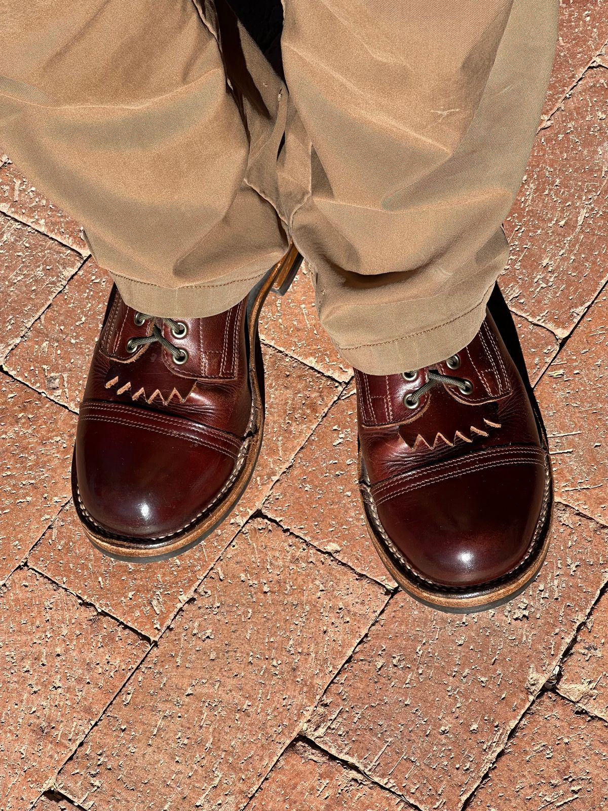Photo by AndrewsBoots on December 28, 2025 of the Drew's Boots 8-inch Contractor Toe Cap in Brown Cyclone.