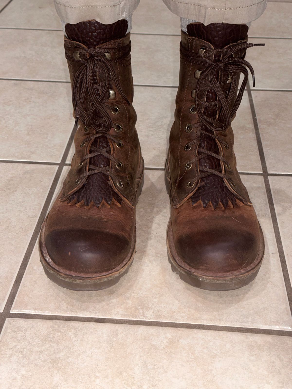 Photo by AndrewsBoots on April 12, 2025 of the Jim Green AR8 in Bronco.