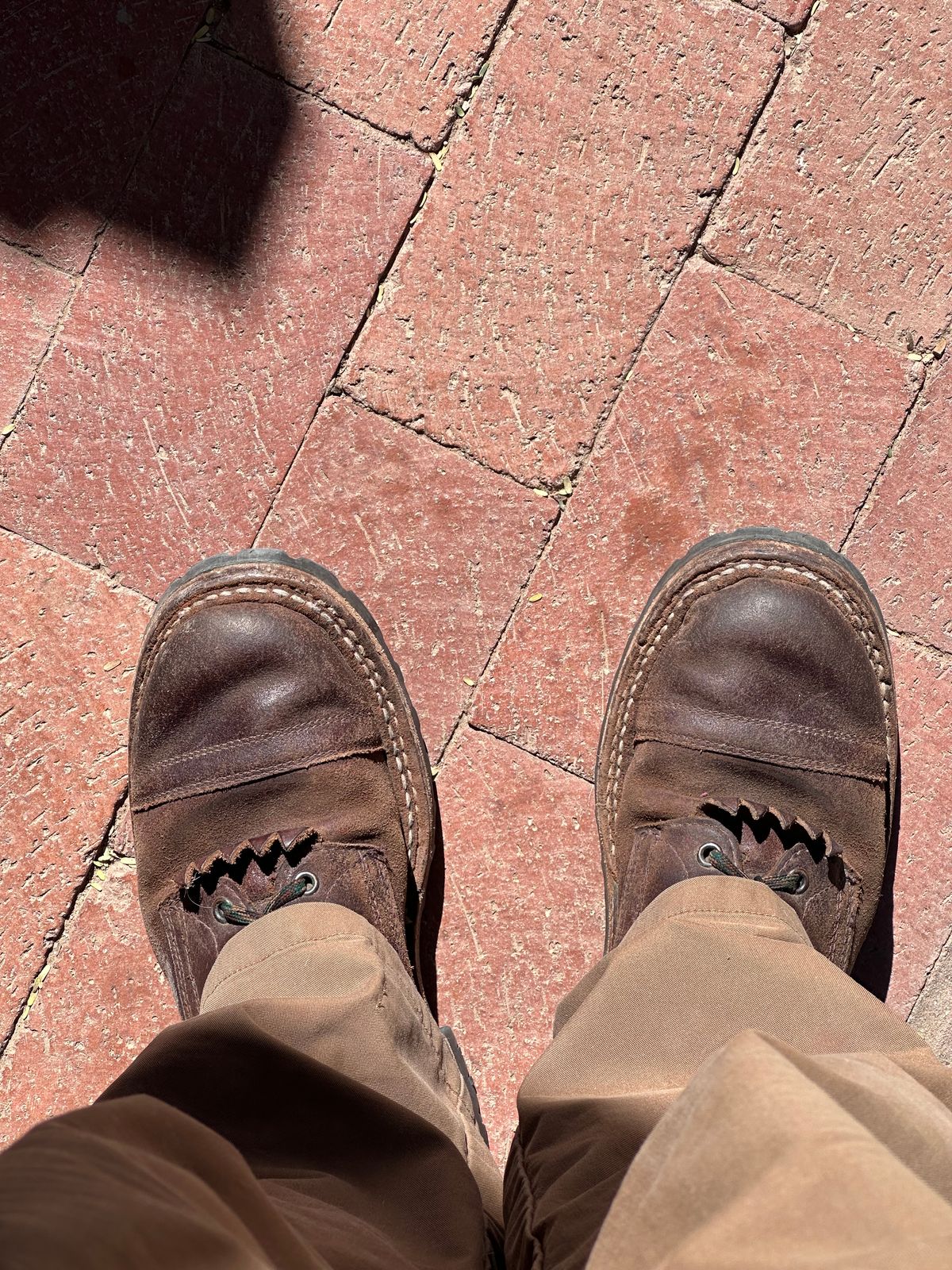 Photo by AndrewsBoots on October 28, 2025 of the White's Custom Model in Horween Cinnamon Waxed Flesh.