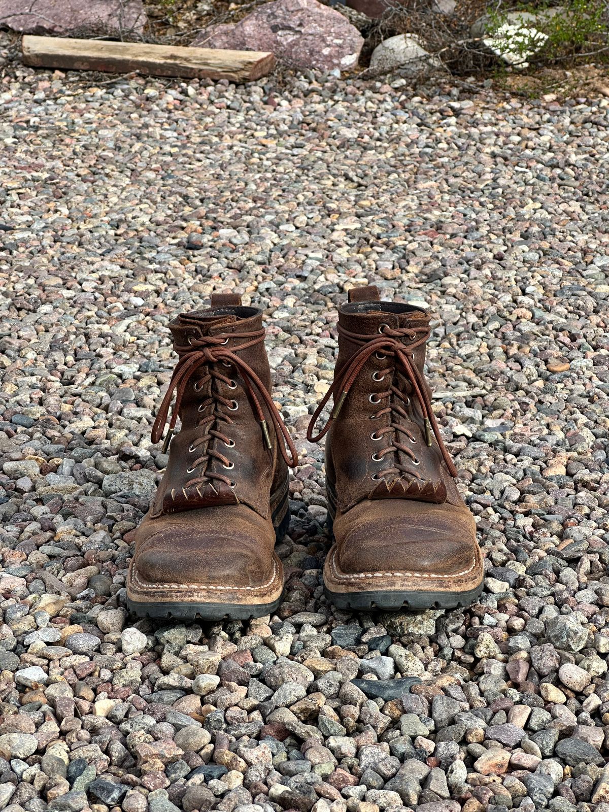Photo by AndrewsBoots on January 1, 2026 of the White's Custom Model in Horween Cinnamon Waxed Flesh.