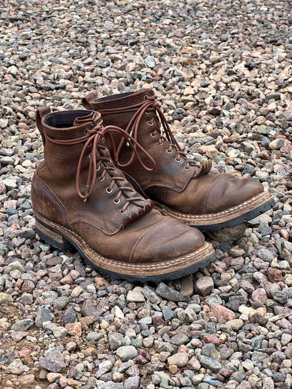 Photo by AndrewsBoots on January 1, 2026 of the White's Custom Model in Horween Cinnamon Waxed Flesh.