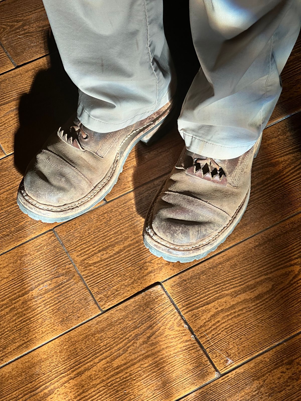 Photo by AndrewsBoots on March 4, 2026 of the White's Custom Model in Horween Cinnamon Waxed Flesh.