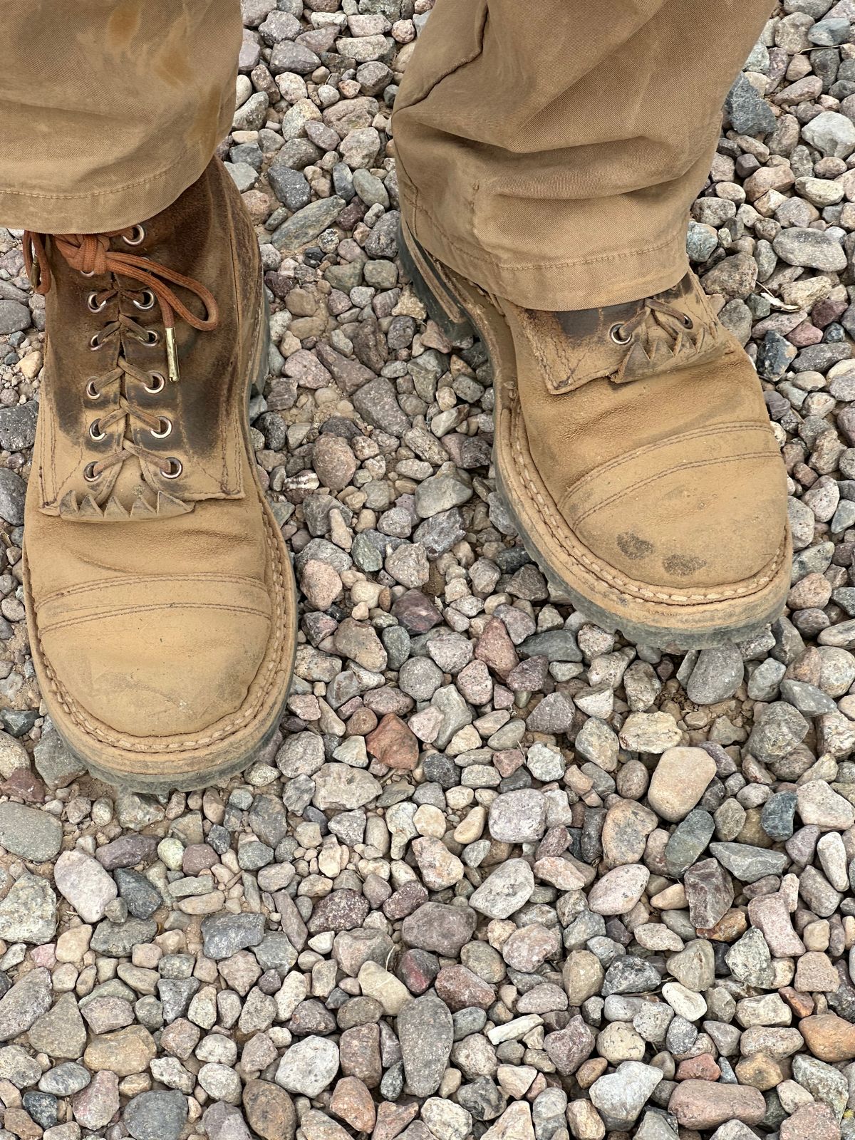 Photo by AndrewsBoots on April 23, 2026 of the White's Custom Model in Horween Cinnamon Waxed Flesh.
