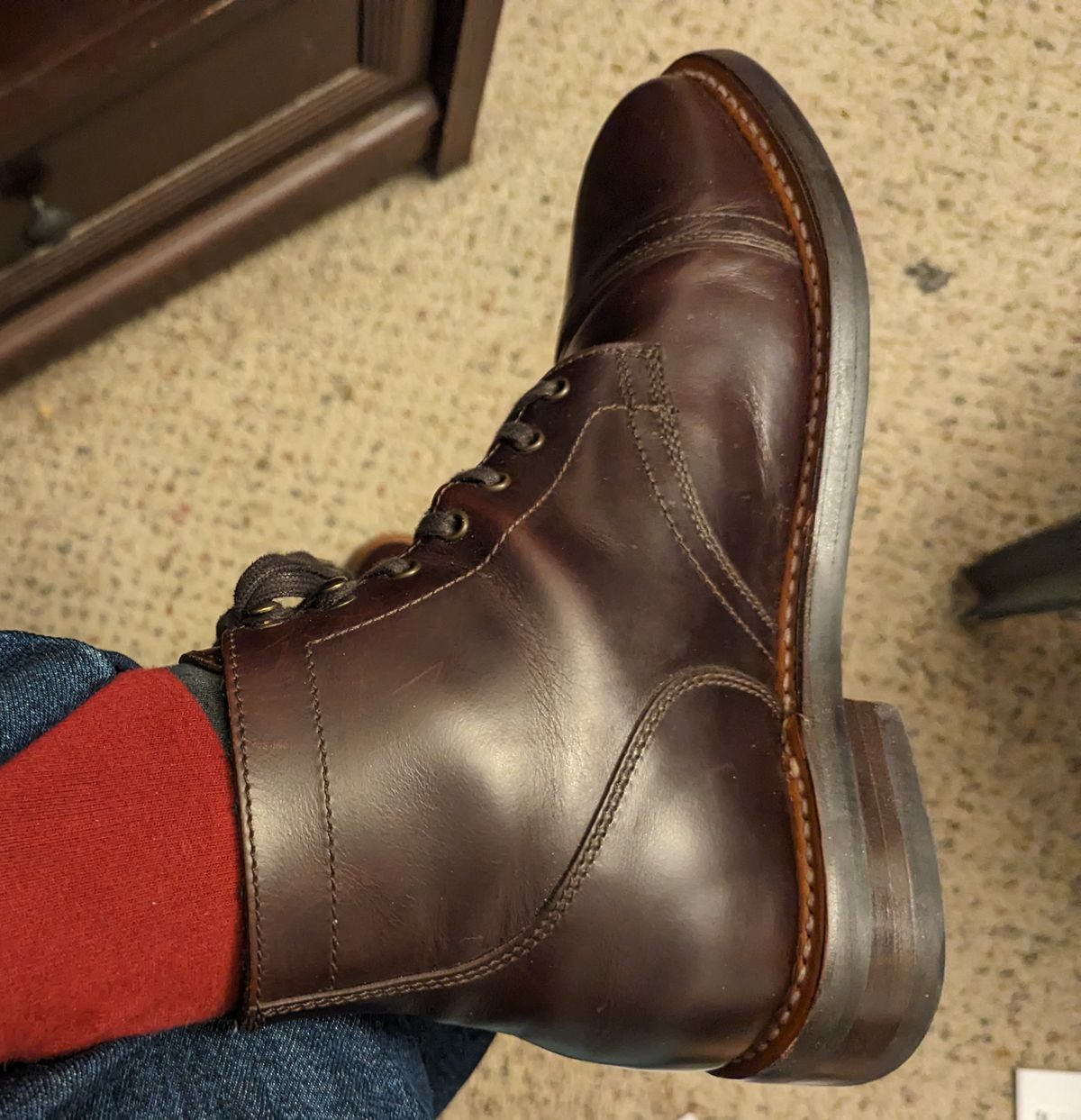 Photo by cowcrapper on March 2, 2024 of the Thursday Captain in Brown Thursday Chrome.