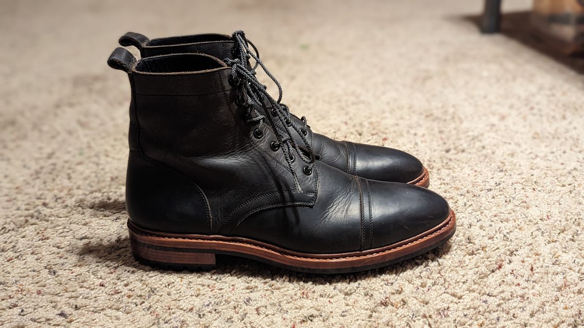 Photo by cowcrapper on April 24, 2024 of the Blkbrd Shoemaker Dixon Cap Toe Derby Boot in Black Pullup.