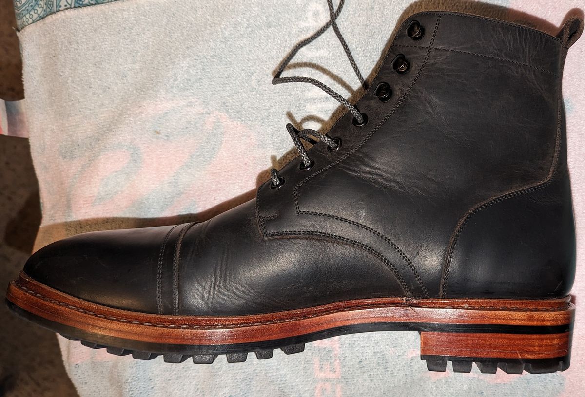 Photo by cowcrapper on May 4, 2024 of the Blkbrd Shoemaker Dixon Cap Toe Derby Boot in Black Pullup.