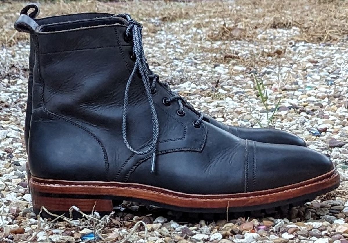 Photo by cowcrapper on May 6, 2024 of the Blkbrd Shoemaker Dixon Cap Toe Derby Boot in Black Pullup.