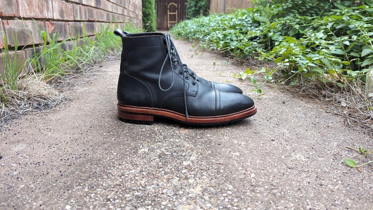 Photo by cowcrapper on June 1, 2024 of the Blkbrd Shoemaker Dixon Cap Toe Derby Boot in Black Pullup.