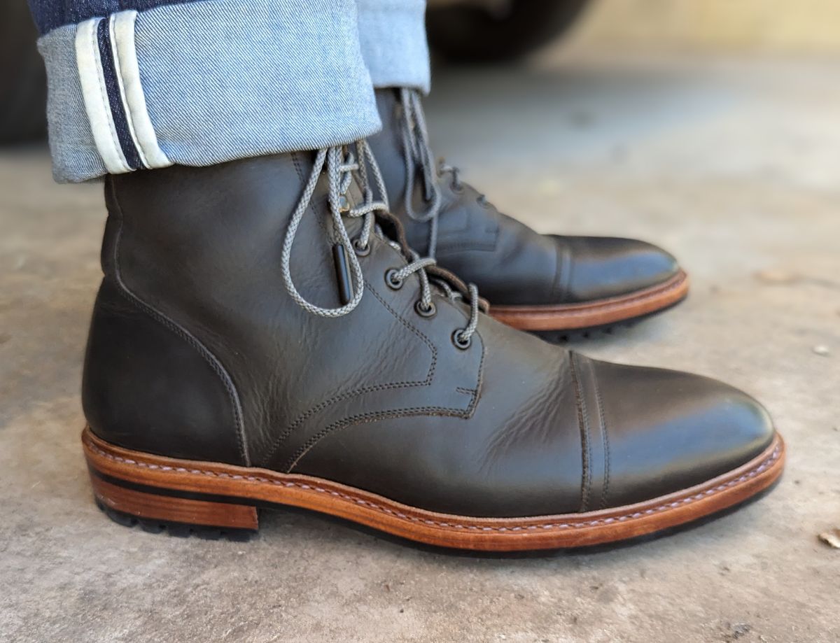 Photo by cowcrapper on July 1, 2024 of the Blkbrd Shoemaker Dixon Cap Toe Derby Boot in Black Pullup.