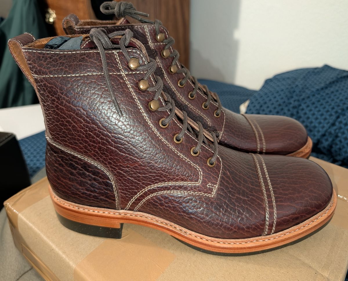 Photo by cowcrapper on March 17, 2026 of the Blkbrd Shoemaker Dixon-Z in Law Tanning Mahogany Big Horn Shrunken Bison.