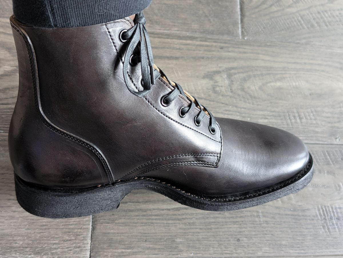 Photo by skchaung on June 4, 2025 of the Clinch Yeager Boots in Black-Overdyed Horsebutt.