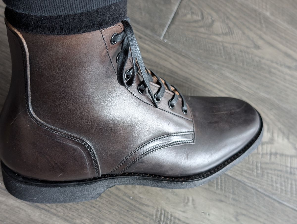 Photo by skchaung on June 4, 2025 of the Clinch Yeager Boots in Black-Overdyed Horsebutt.