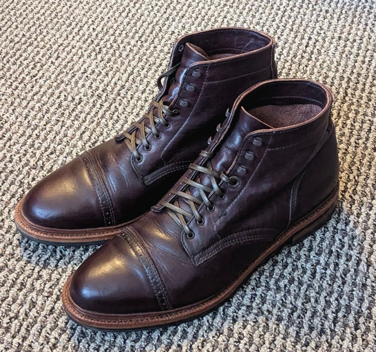 Photo by MaticEsq on November 21, 2025 of the Parkhurst The Delaware in Horween Color 8 Dublin.