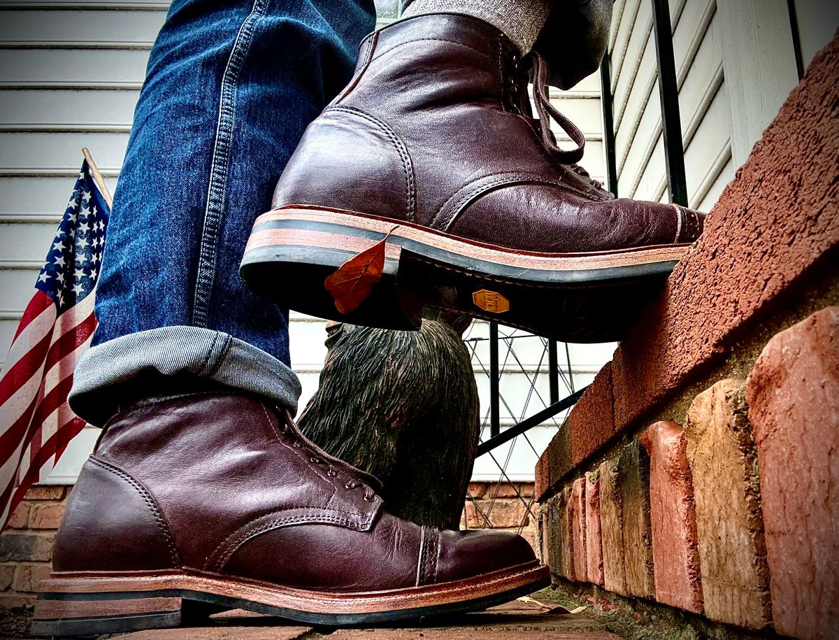 Photo by MaticEsq on November 25, 2025 of the Parkhurst The Delaware in Horween Color 8 Dublin.