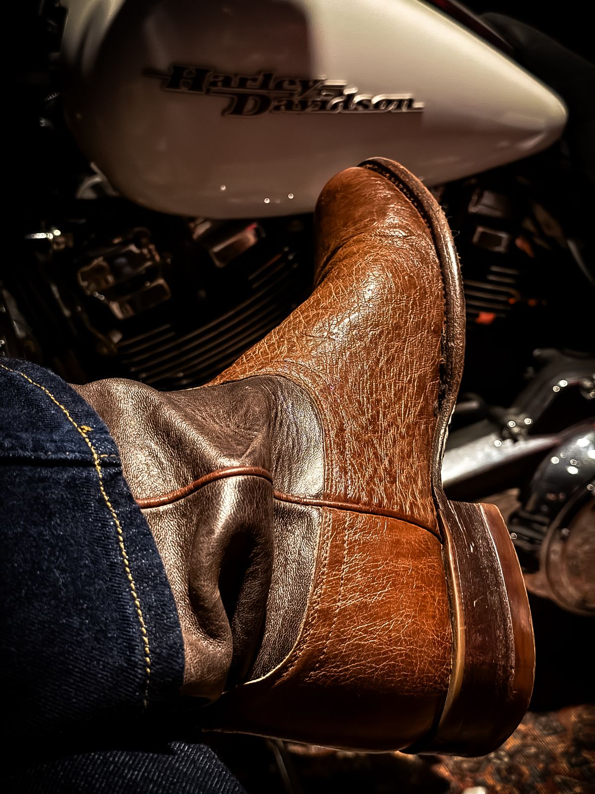 Photo by MaticEsq on May 6, 2026 of the Tecovas The Wade in Russet Smooth Ostrich & Scotch Goat.