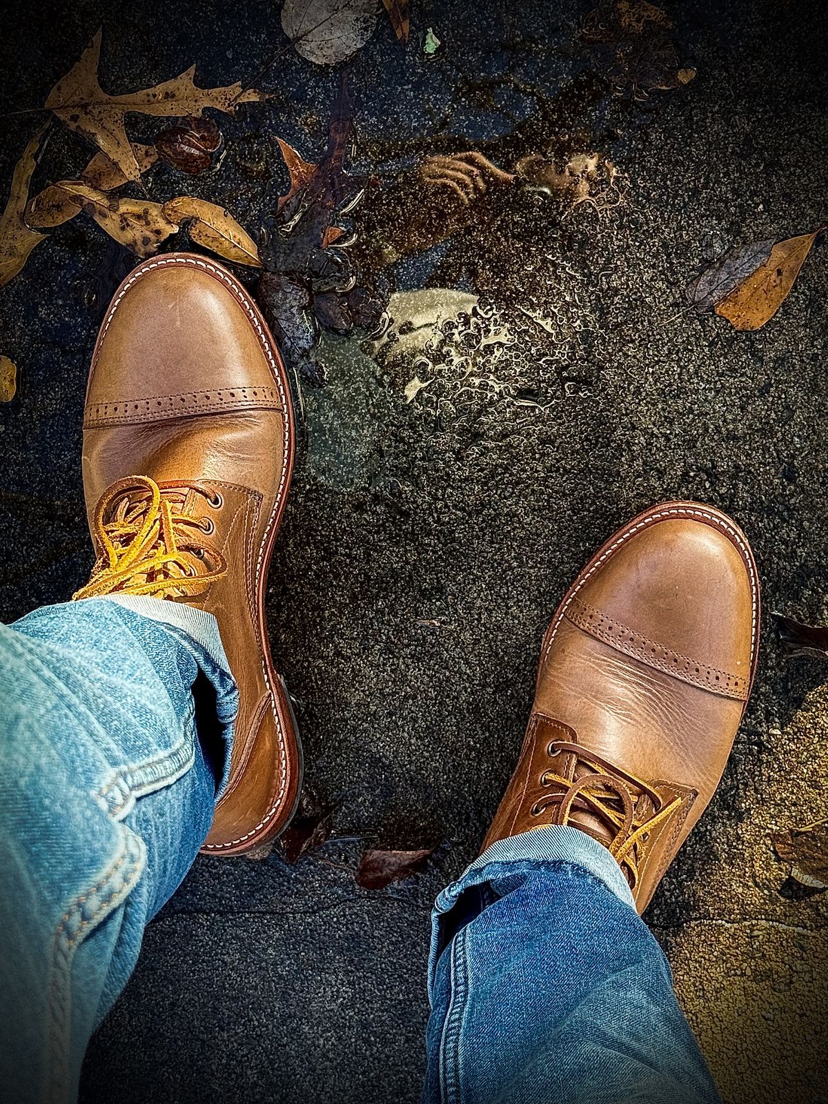 Photo by MaticEsq on November 26, 2025 of the Oak Street Bootmakers Trench Boot in Horween Natural Chromexcel.