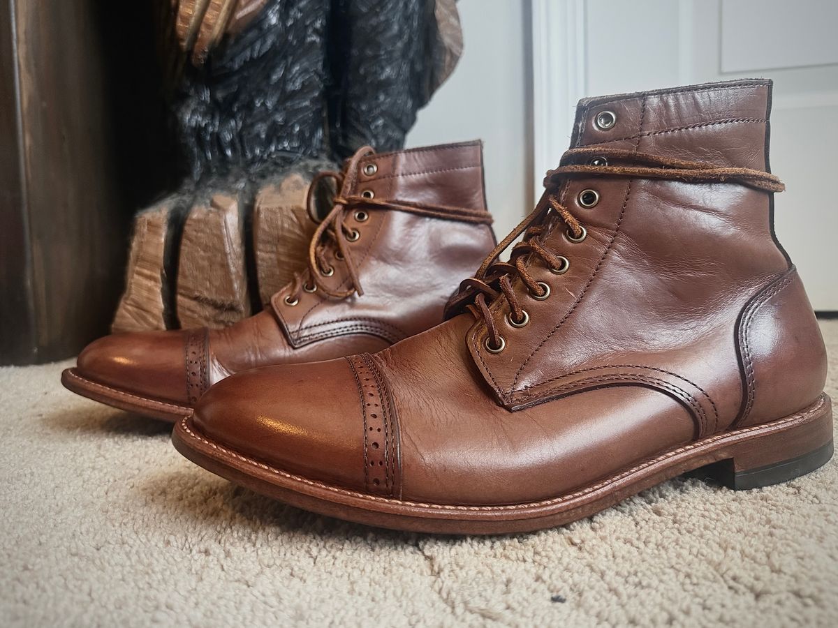 Photo by MaticEsq on January 13, 2026 of the Oak Street Bootmakers Trench Boot in Horween Natural Chromexcel.