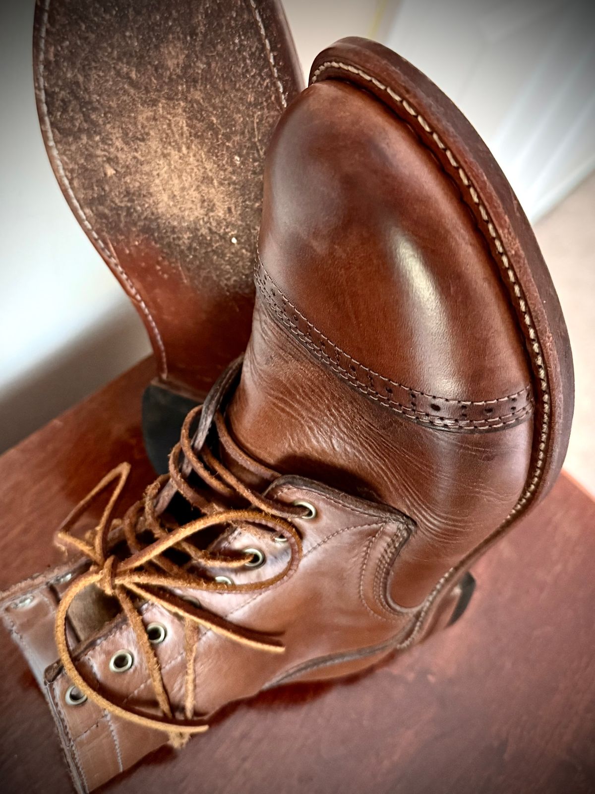Photo by MaticEsq on April 6, 2026 of the Oak Street Bootmakers Trench Boot in Horween Natural Chromexcel.