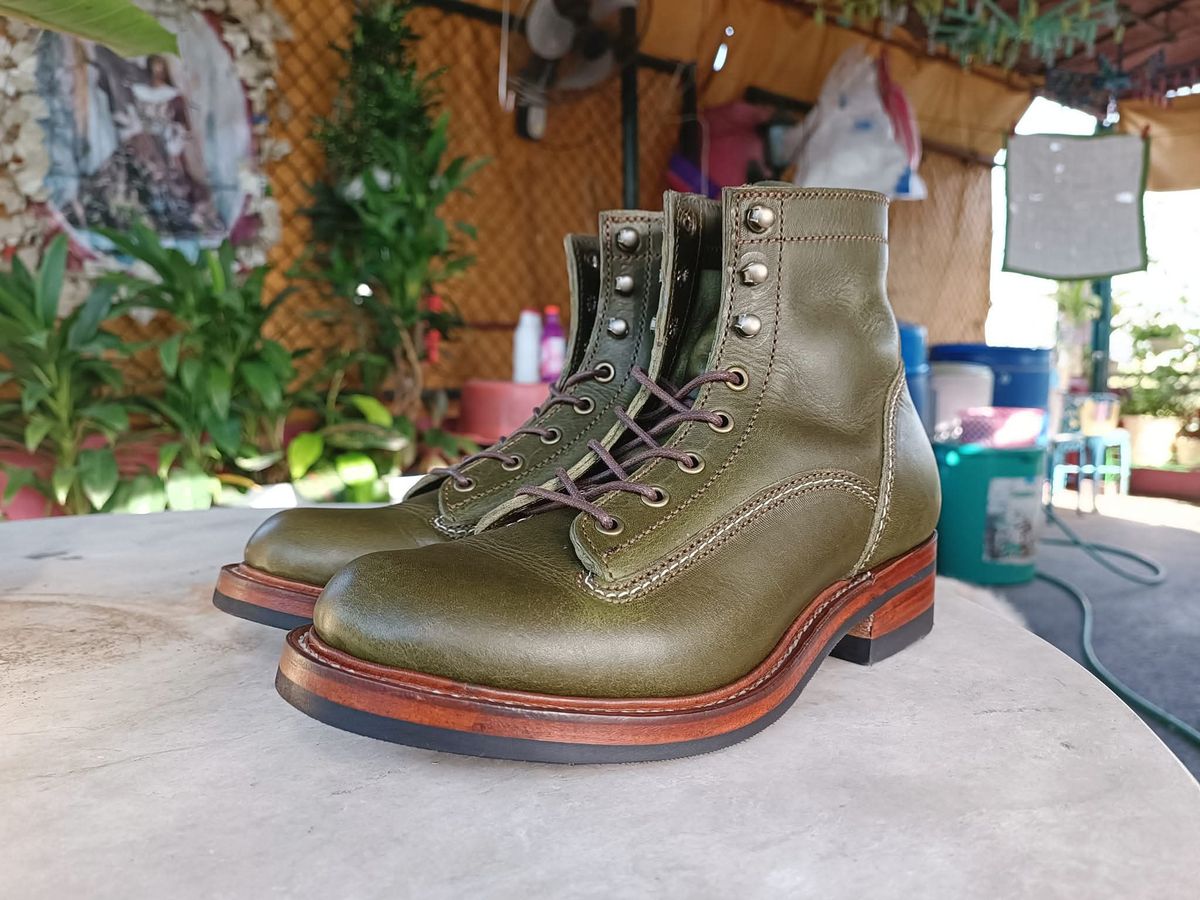 Photo by Cedric_dan on December 25, 2025 of the Willie's Handmade Boots Semi Lace To Toe in Badalassi Carlo Oliva Minerva.