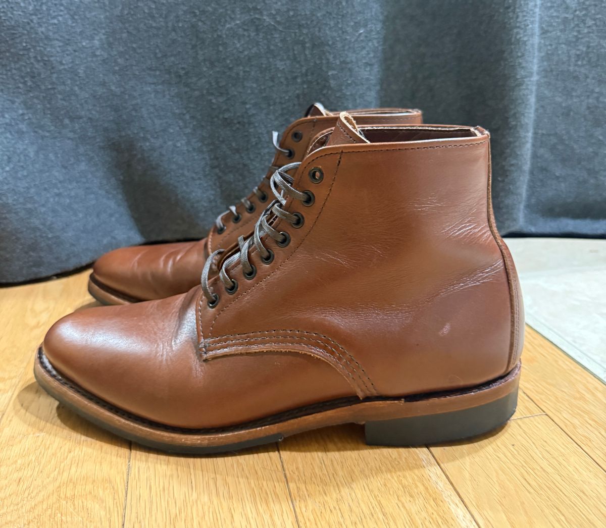 Photo by angeloa0072 on December 6, 2025 of the Red Wing Williston 9435 in S.B. Foot Teak Featherstone.