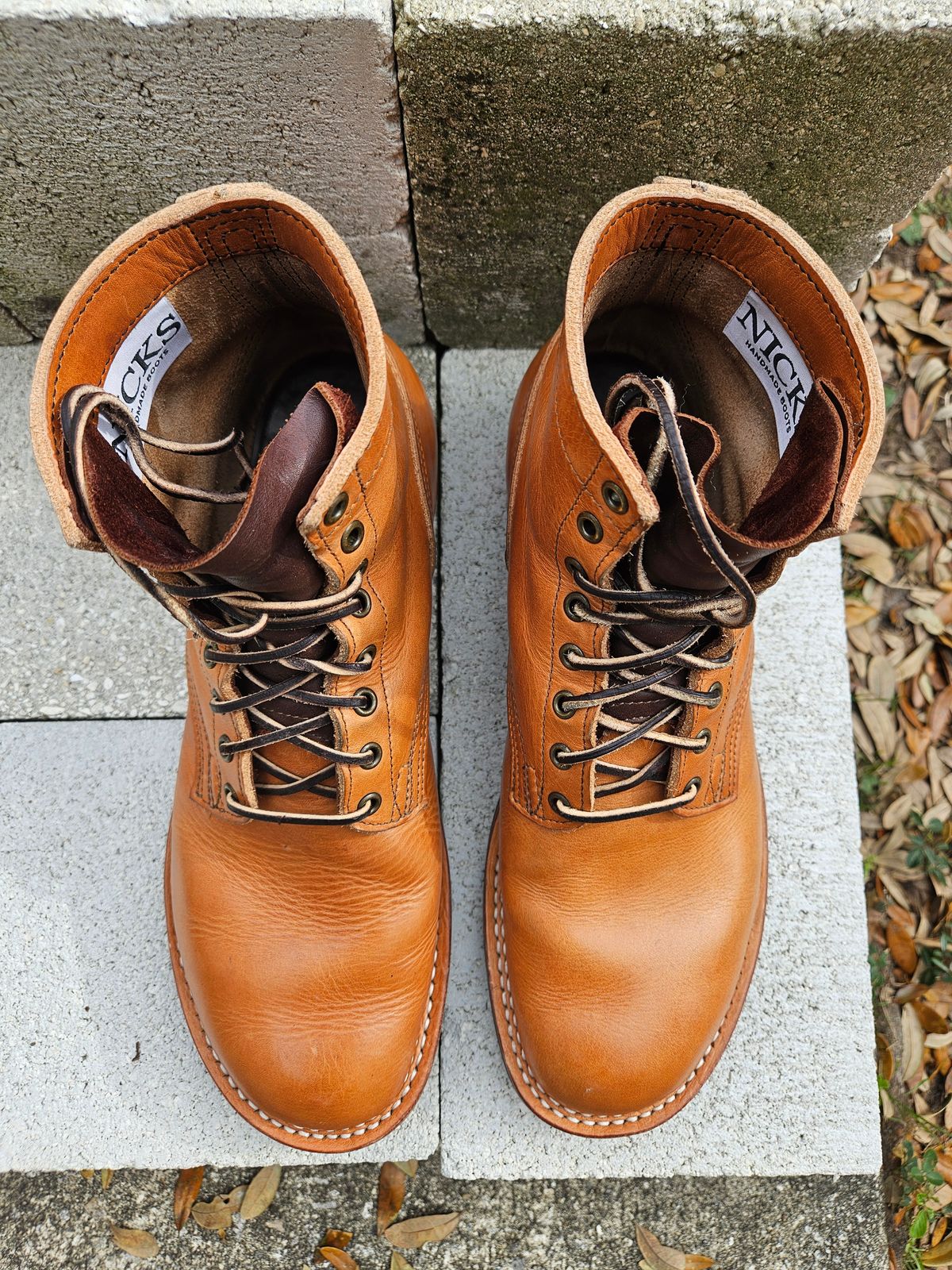 Photo by 83cane on January 2, 2026 of the Nicks DomePro in Horween Light Natural Dublin.