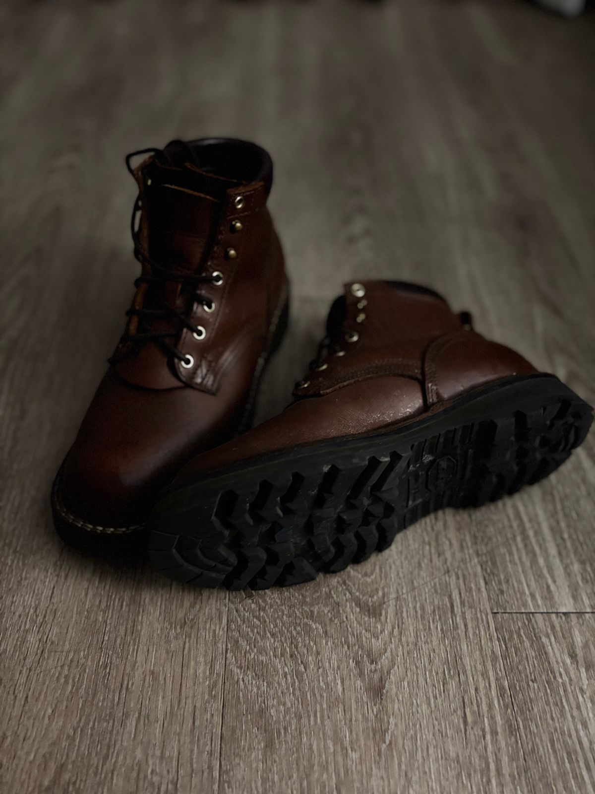 Photo by StitchedNeat on March 20, 2025 of the Nicks Ridgeline Hiking Boot in Seidel 1964 Brown.